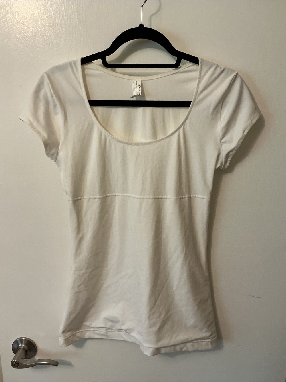 Flexees White Scoop Neck Short Sleeve Tee
